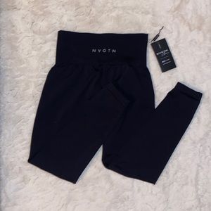 NVGTN Black solid seamless leggings